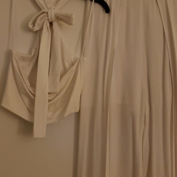 Two PC set - Picture 3 of 3